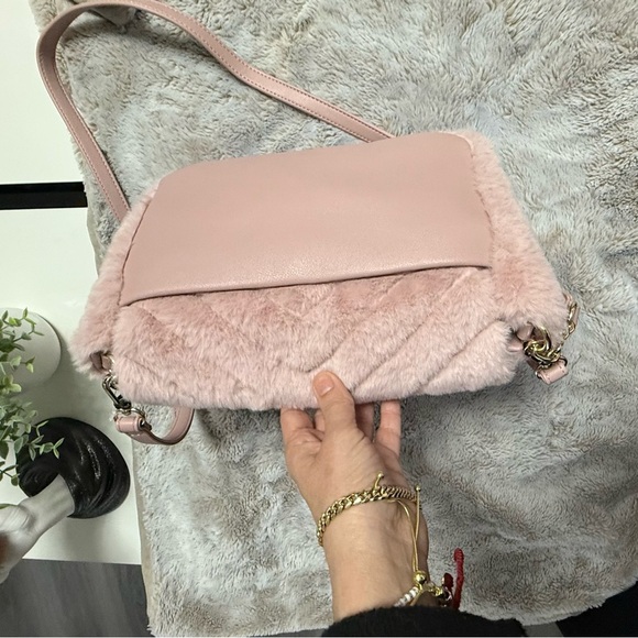 NEW Juicy Couture Blush Quilted Crossbody Bag - Picture 6 of 12